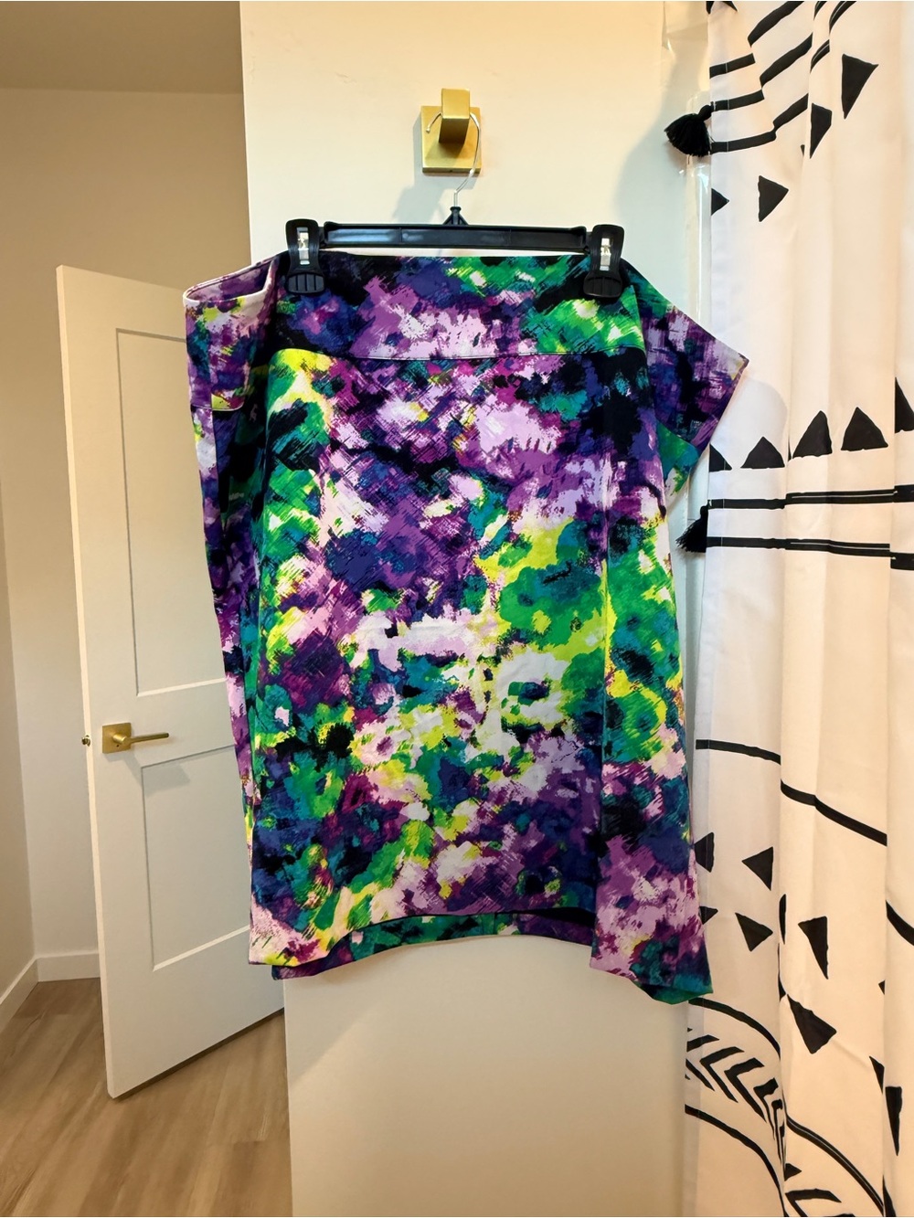 Lane Bryant 22 multicolor abstract skirt in purple, green and blue